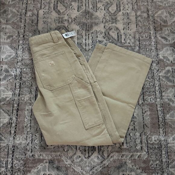 Aritzia Pants - TNA (new with tags) Cargo Pants Size 2